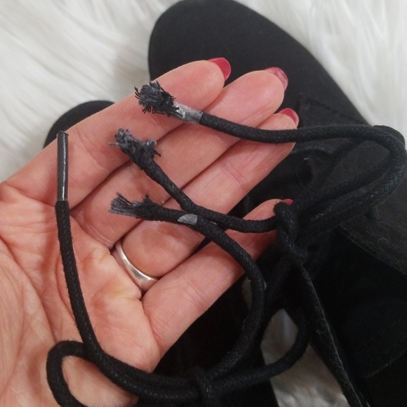 WHITE MOUNTAIN Black Suede Wedge Booties SIZE 8.5M, With Laces. - Picture 16 of 16